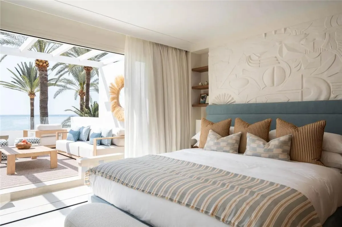 Contemporary Mediterranean Villa 63 — Golden Mile, Marbella — Photograph 1
