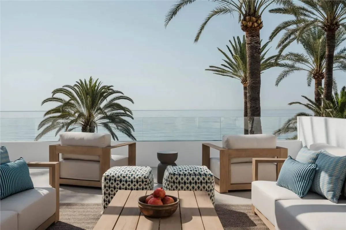 Contemporary Mediterranean Villa 63 — Golden Mile, Marbella view 2
