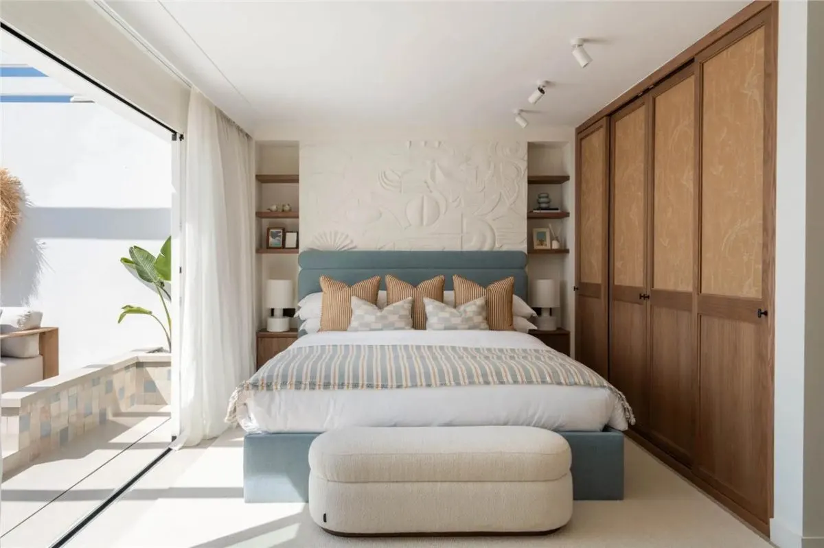 Contemporary Mediterranean Villa 63 — Golden Mile, Marbella view 18