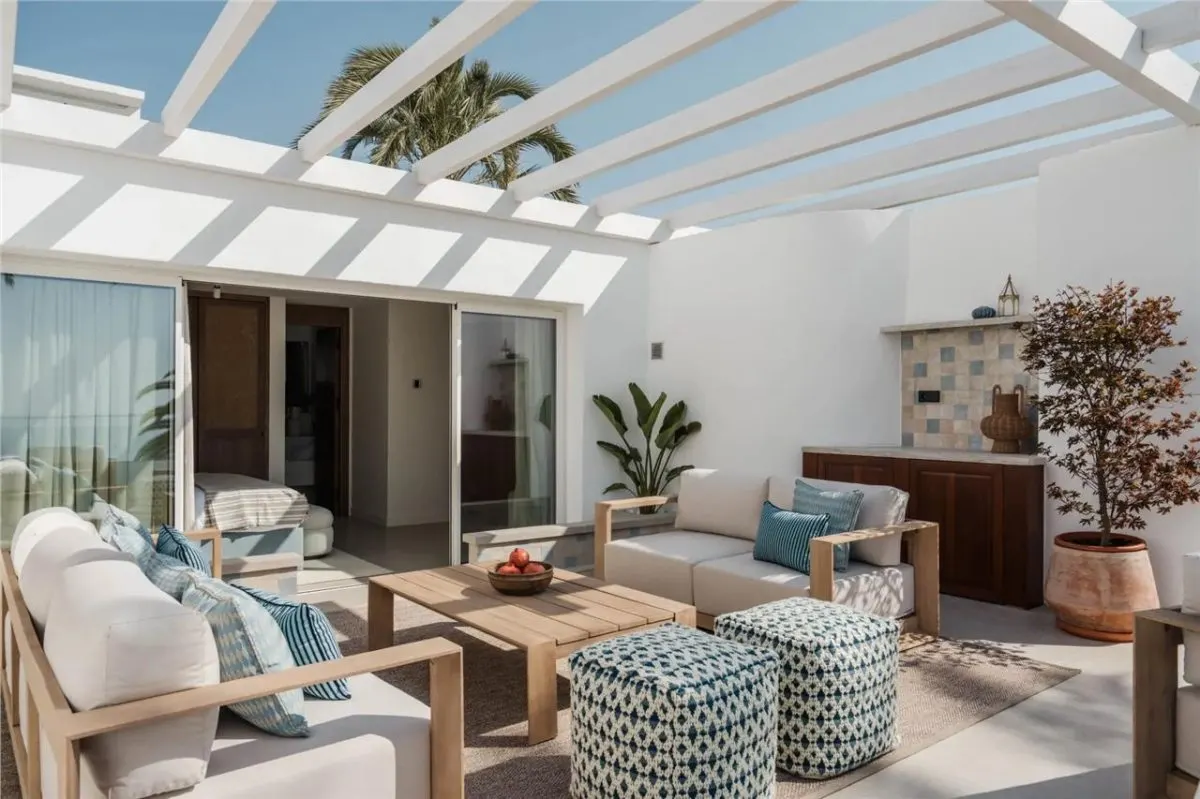 Contemporary Mediterranean Villa 63 — Golden Mile, Marbella view 3