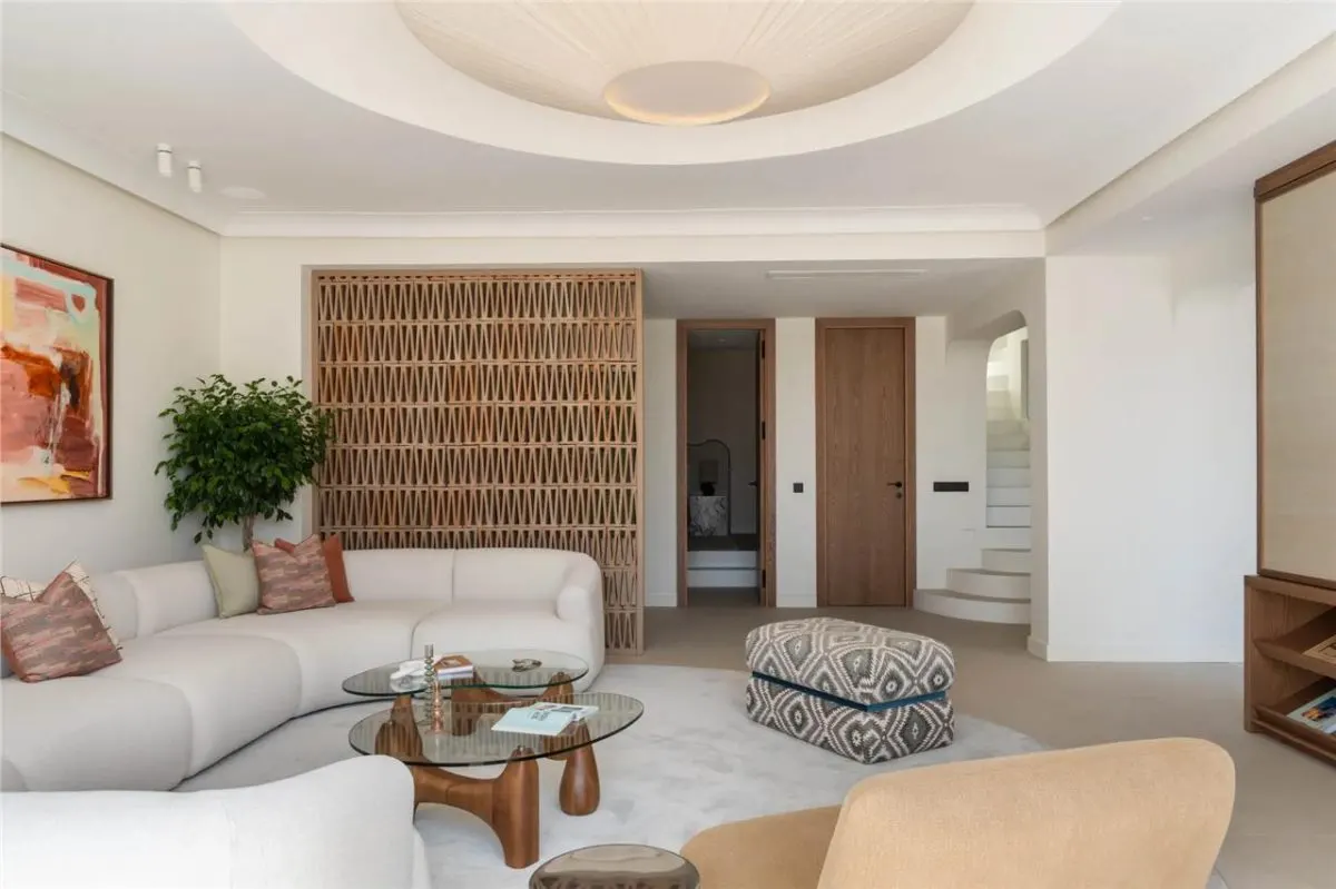 Contemporary Mediterranean Villa 63 — Golden Mile, Marbella view 8