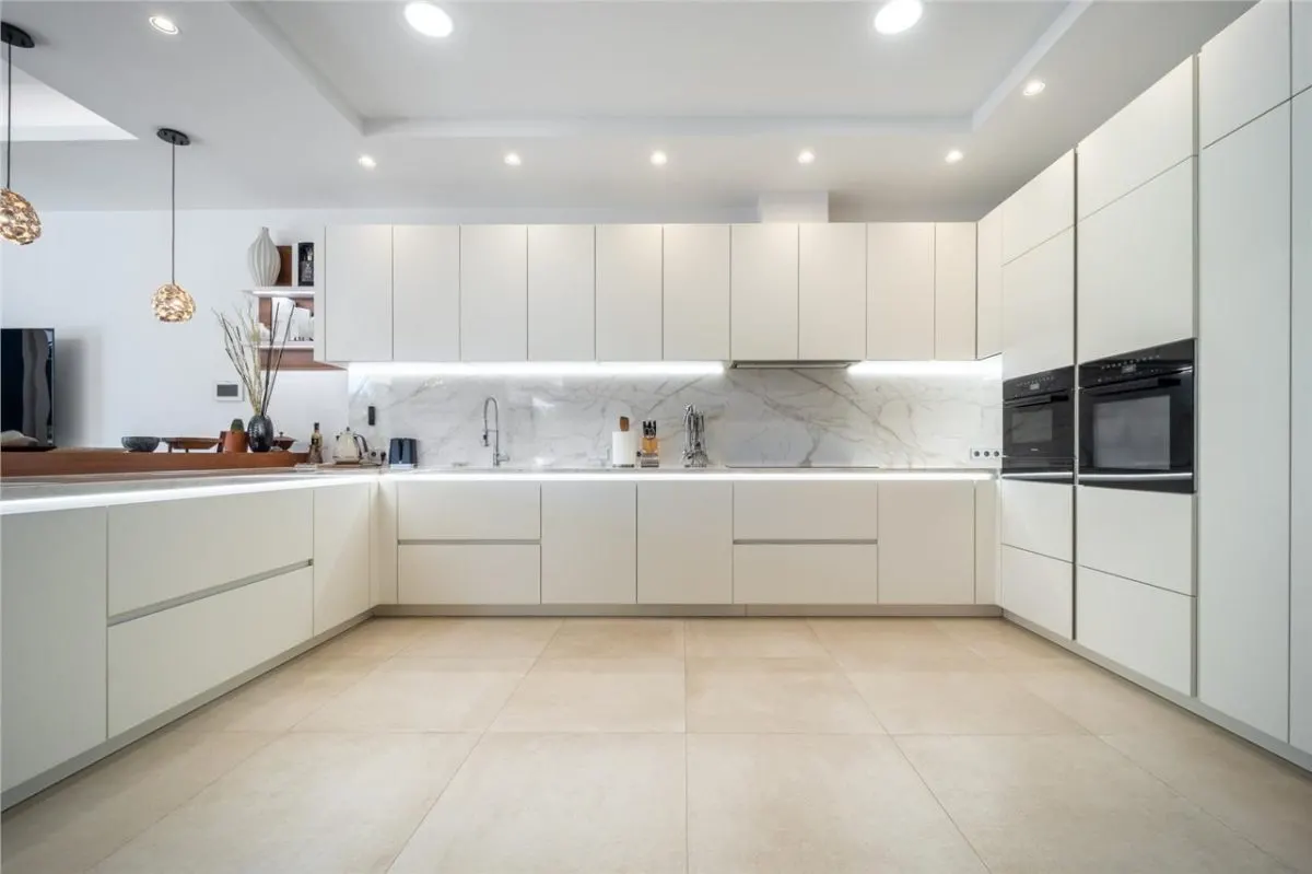 Villa Horizon 101 — Bahía Dorada Private Estate, Estepona view 9