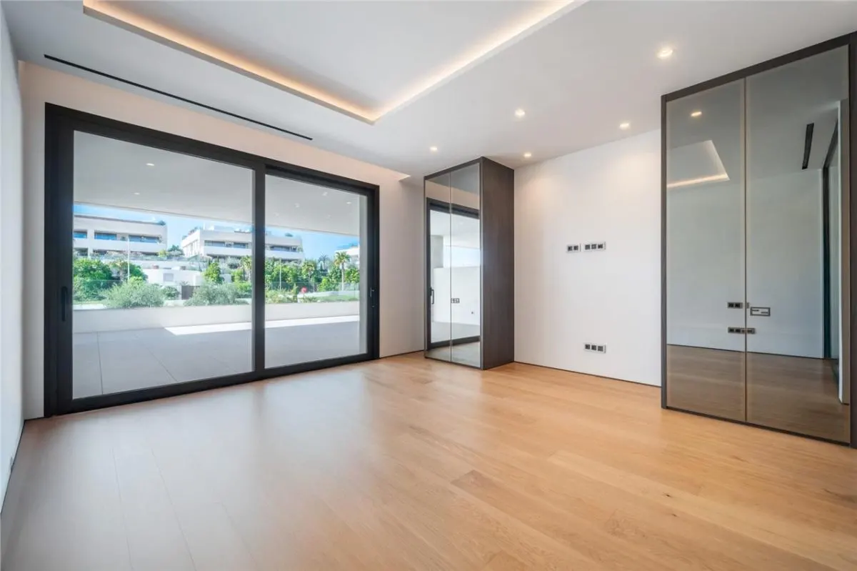 Panoramic Coastal Penthouse 55 — Nagüeles, Marbella view 23