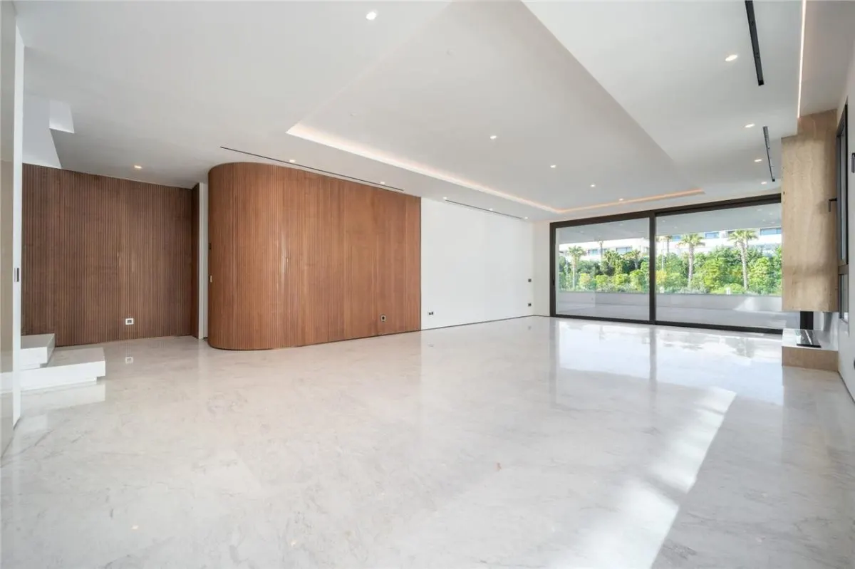Panoramic Coastal Penthouse 55 — Nagüeles, Marbella view 7
