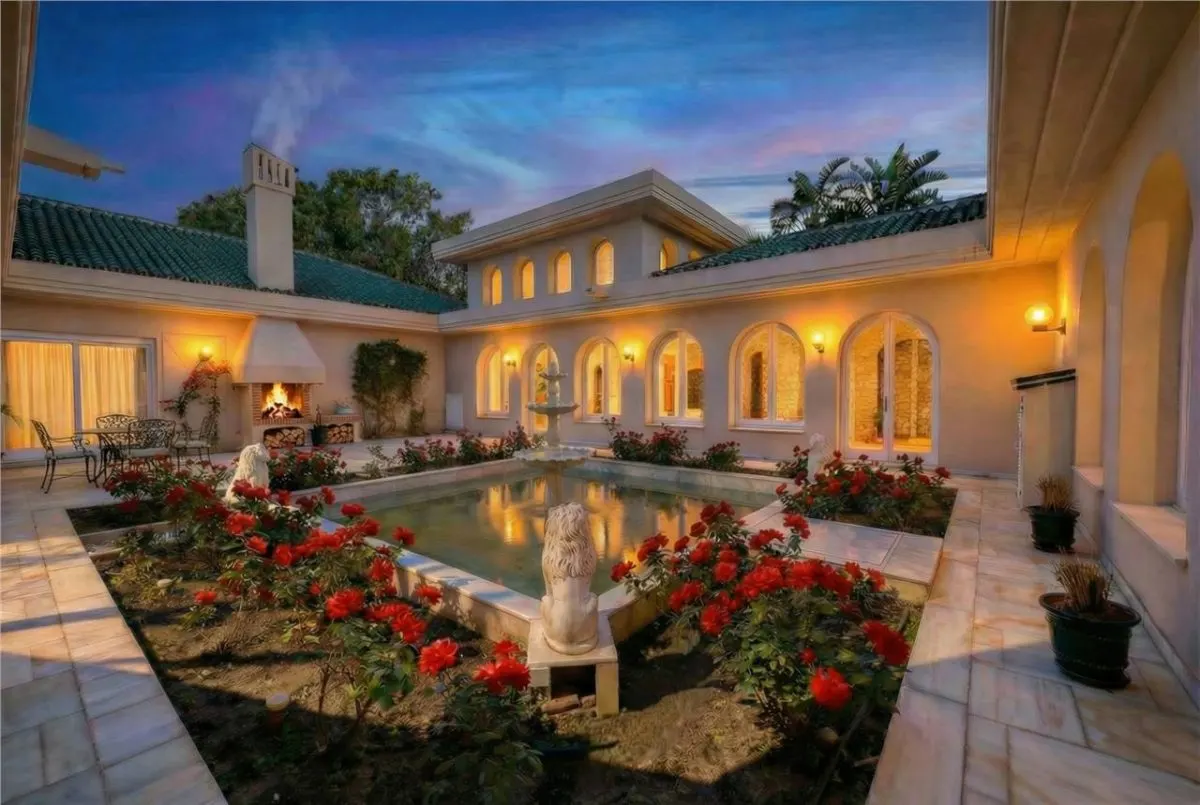 Villa Horizon 8 — Sierra Blanca Private Estate, Marbella view 2