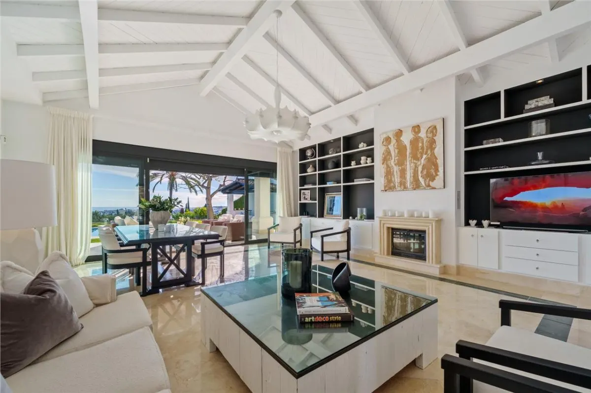 The Los Monteros Architectural Residence 118 — Marbella view 9