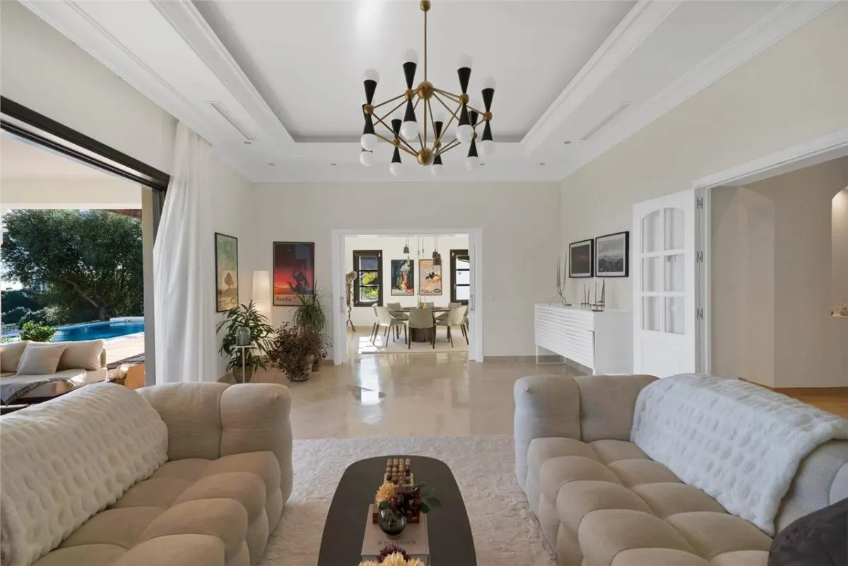 Villa Horizon 16 — San Pedro Beachside Private Estate, Benahavis view 9