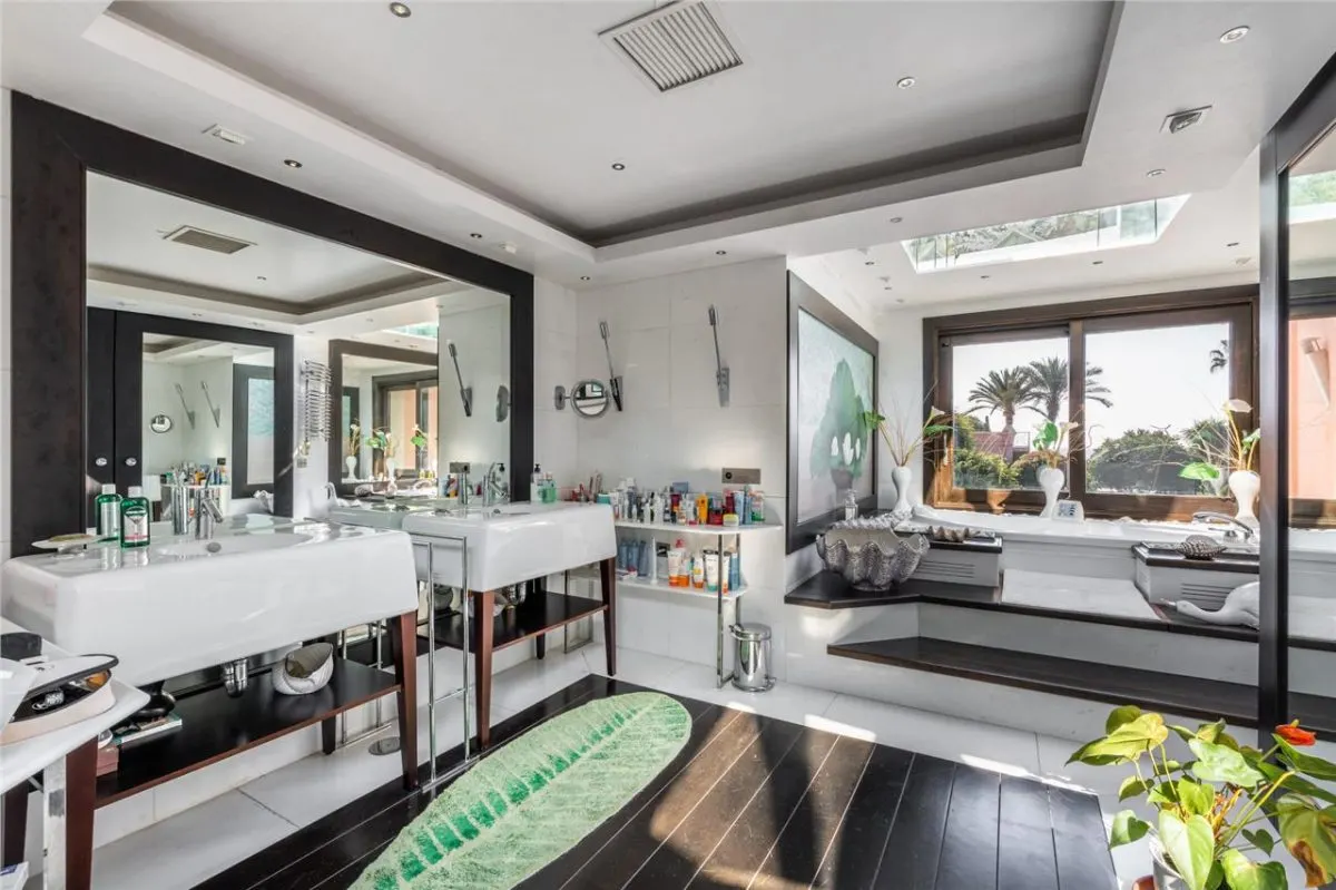 Villa Horizon 6 — Costalita Private Estate, Estepona view 10