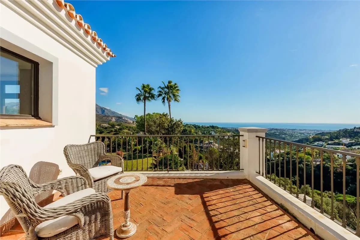 Villa Horizon 45 — Los Arqueros Private Estate, Benahavis view 19