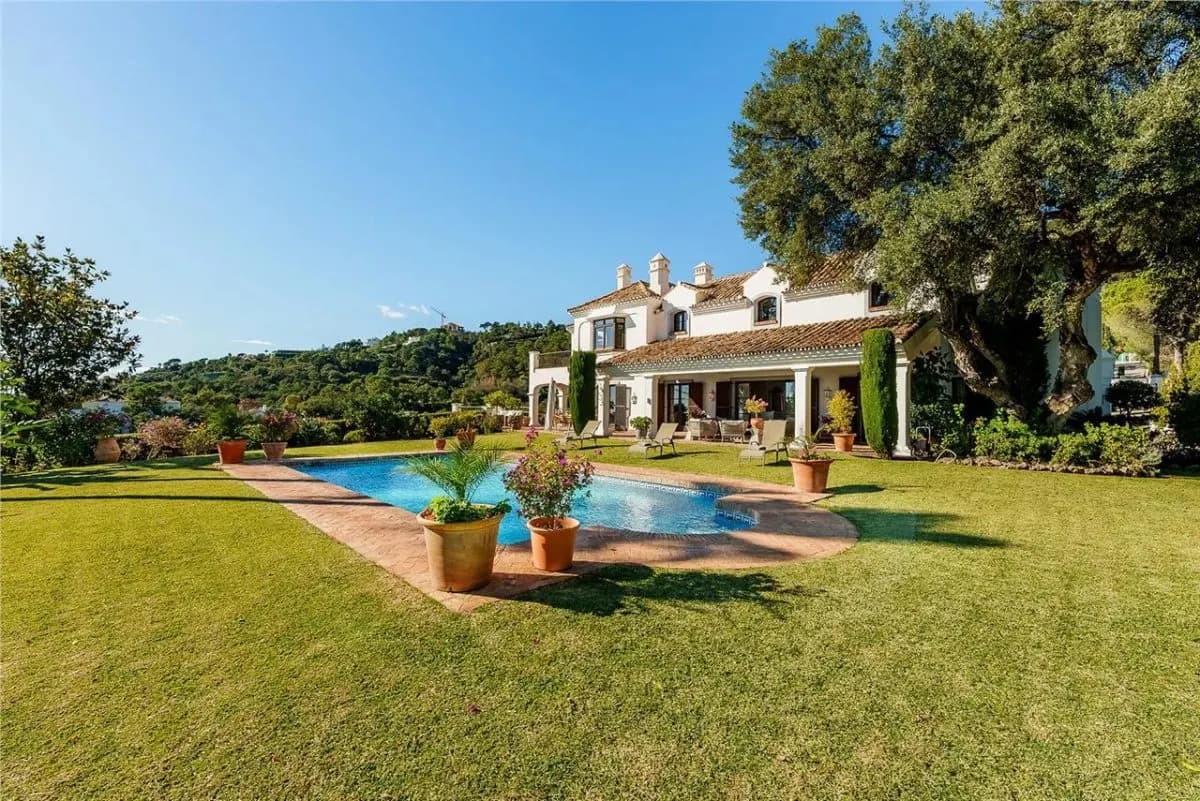 Villa Horizon 45 — Los Arqueros Private Estate, Benahavis view 5