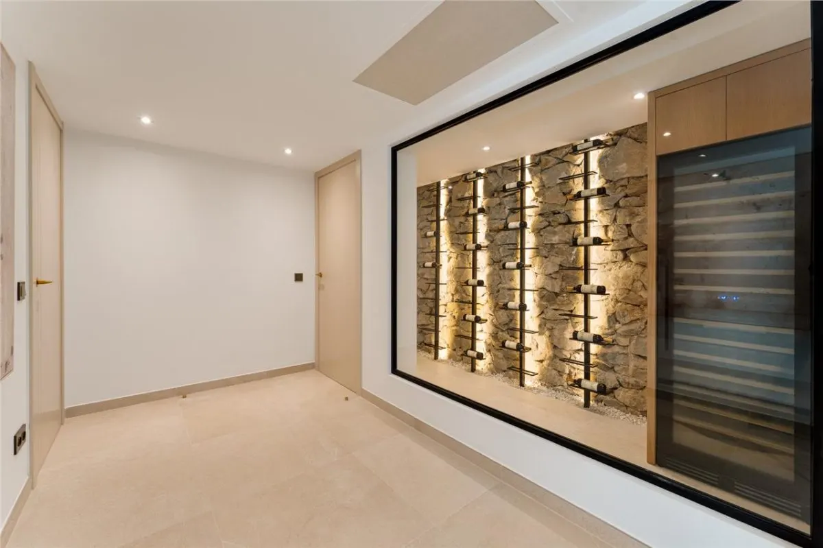 Villa Horizon 149 — Rio Real Private Estate, Marbella view 16