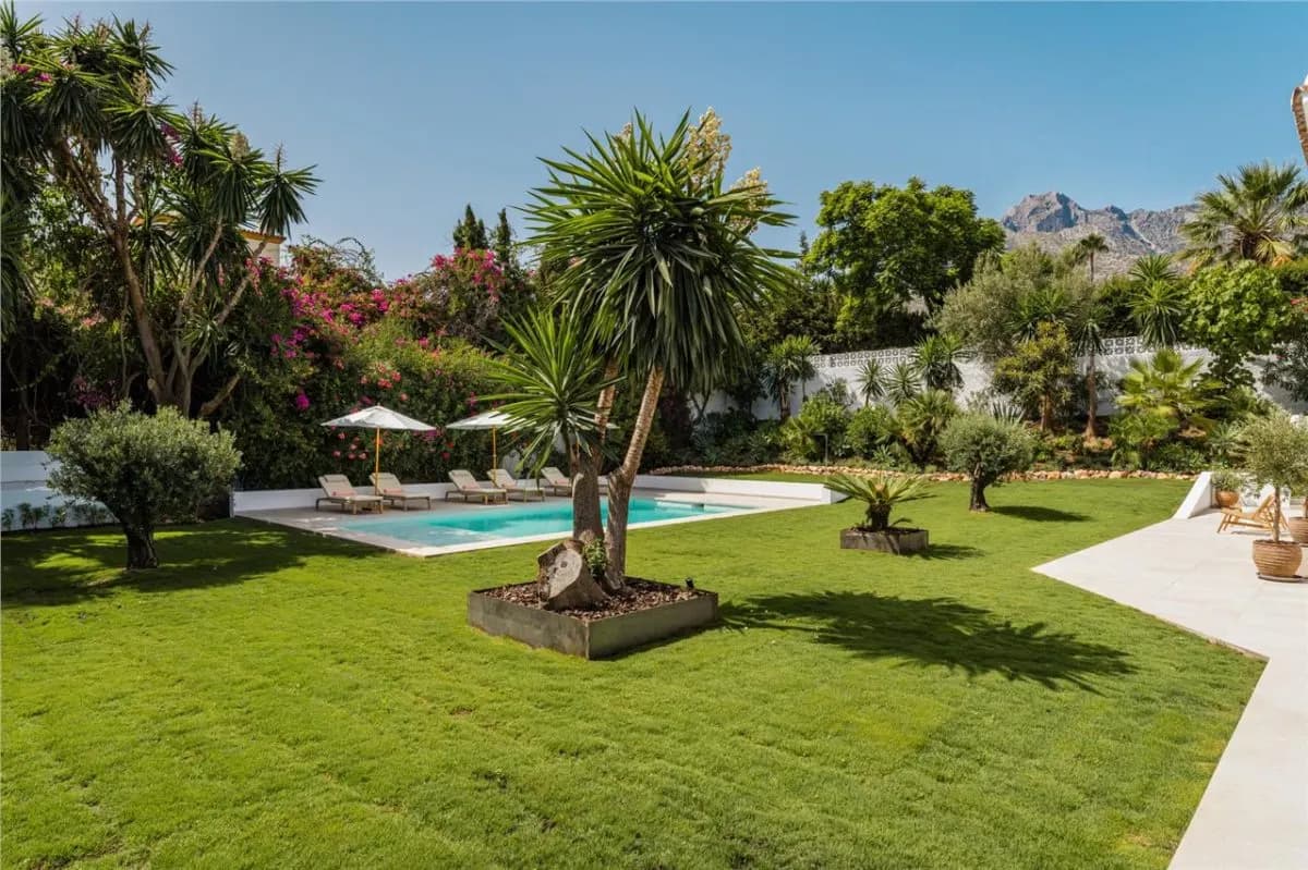 Villa Horizon 149 — Rio Real Private Estate, Marbella view 8