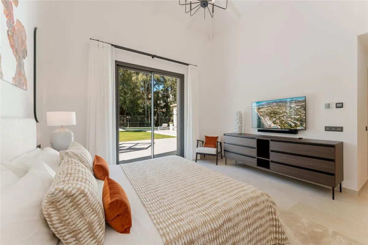 Contemporary Mediterranean Villa 107 — Nagüeles, Marbella view 14