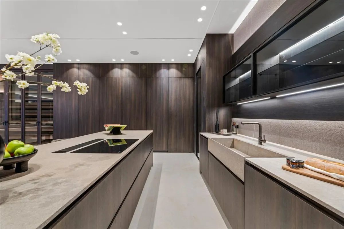 Villa Horizon 2 — Golden Mile Private Estate, Marbella view 3