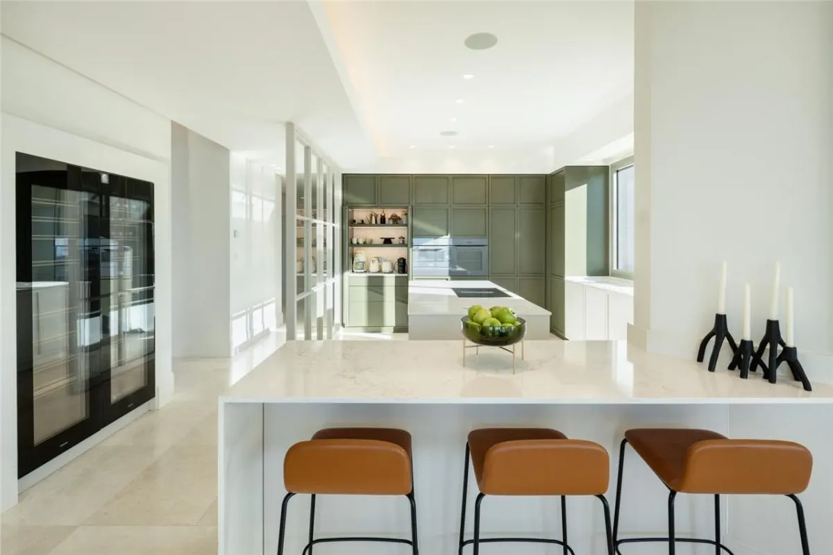Villa Horizon 21 — Los Arqueros Private Estate, Benahavis view 7