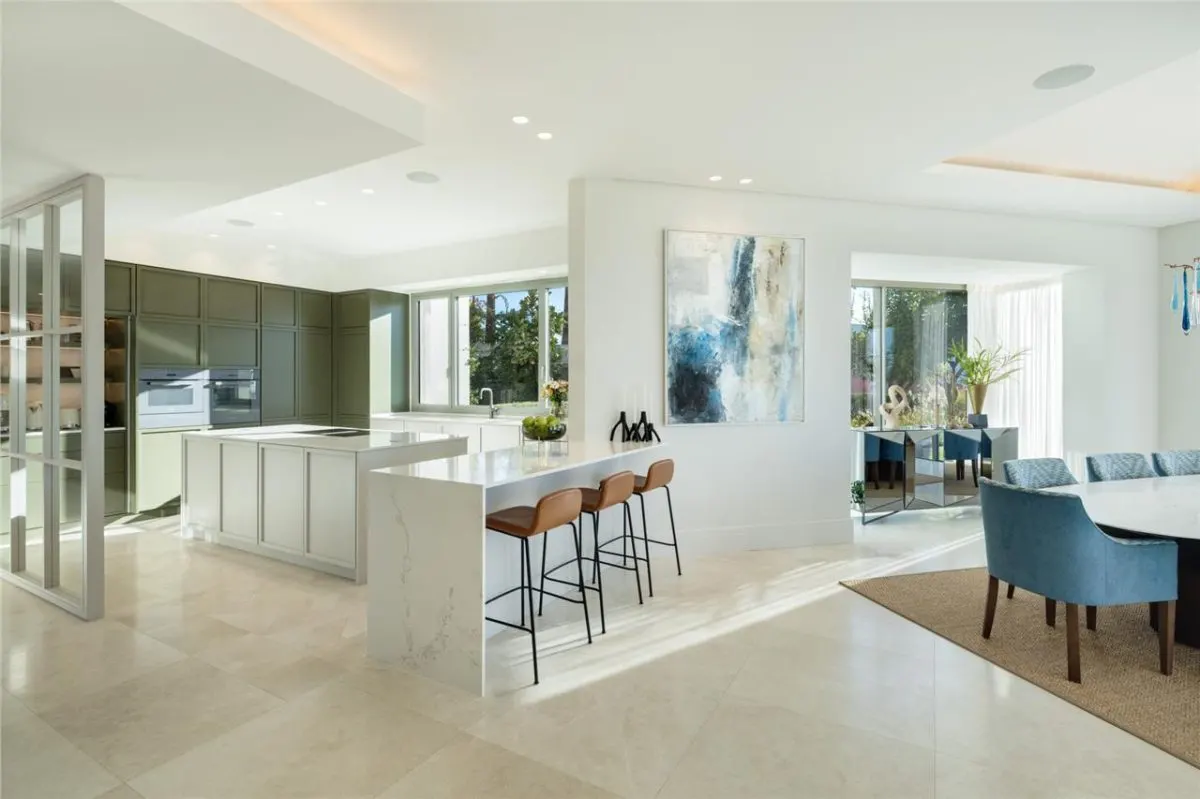 Villa Horizon 21 — Los Arqueros Private Estate, Benahavis view 8
