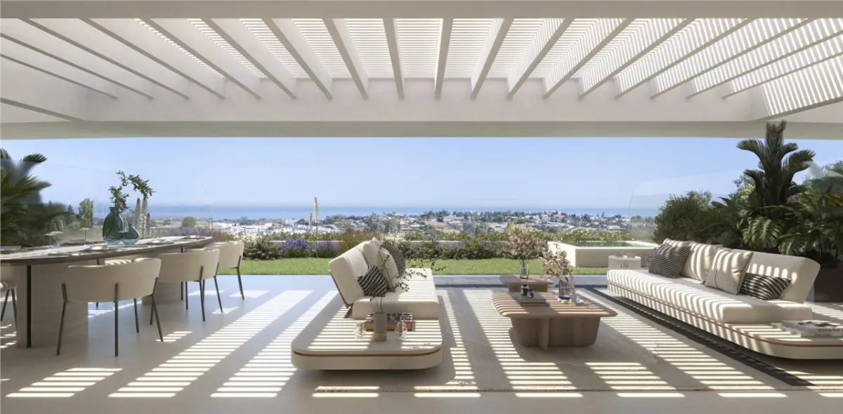 Executive Coastal Residence 24 — Los Monteros, Benahavis — Photograph 1