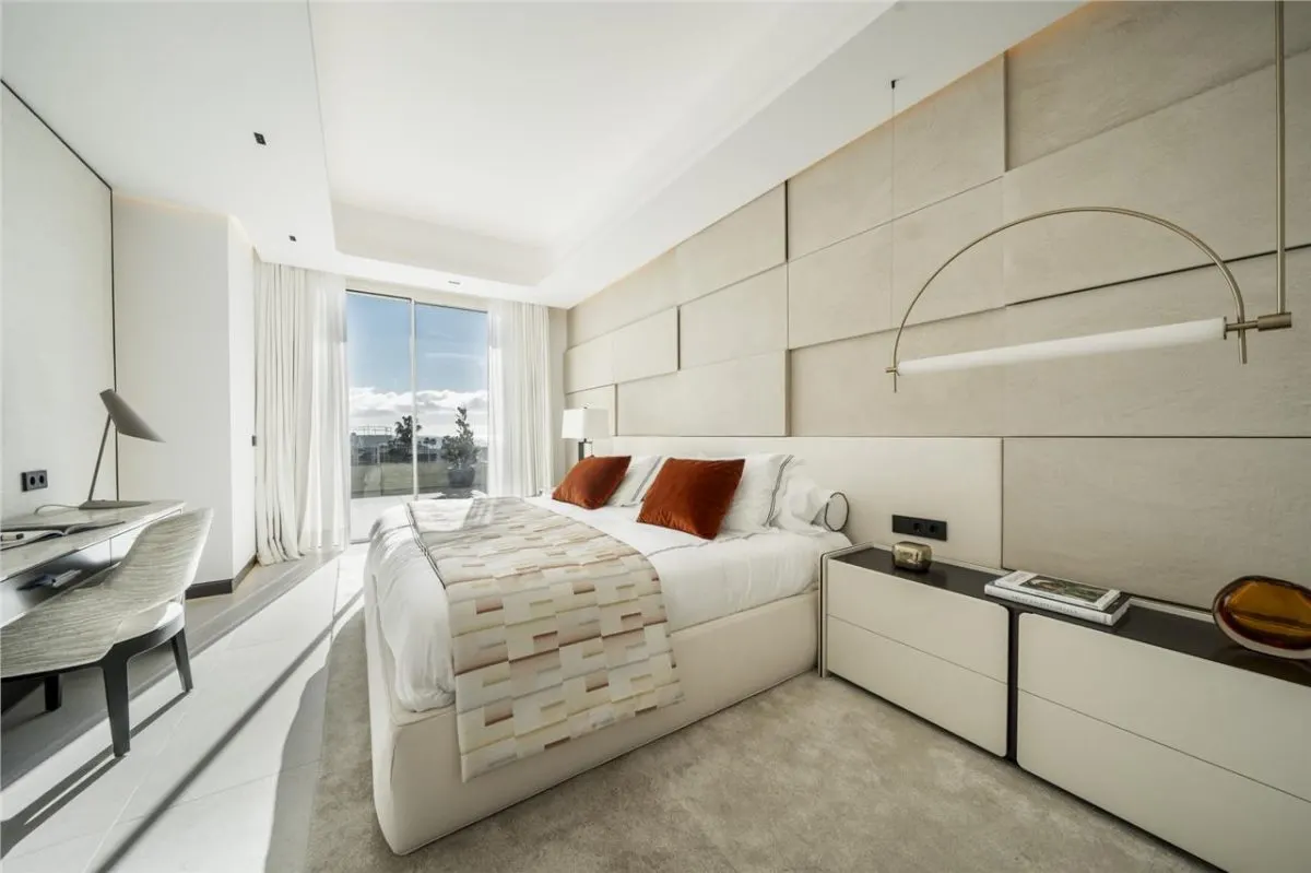 The Nueva Andalucía Architectural Residence 78 — Marbella view 17
