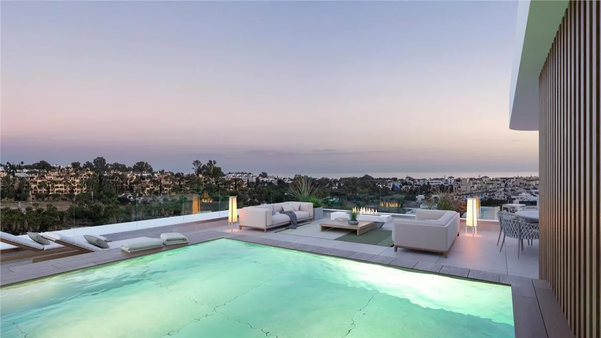 Executive Coastal Residence 39 — Casablanca, Estepona — Photograph 1