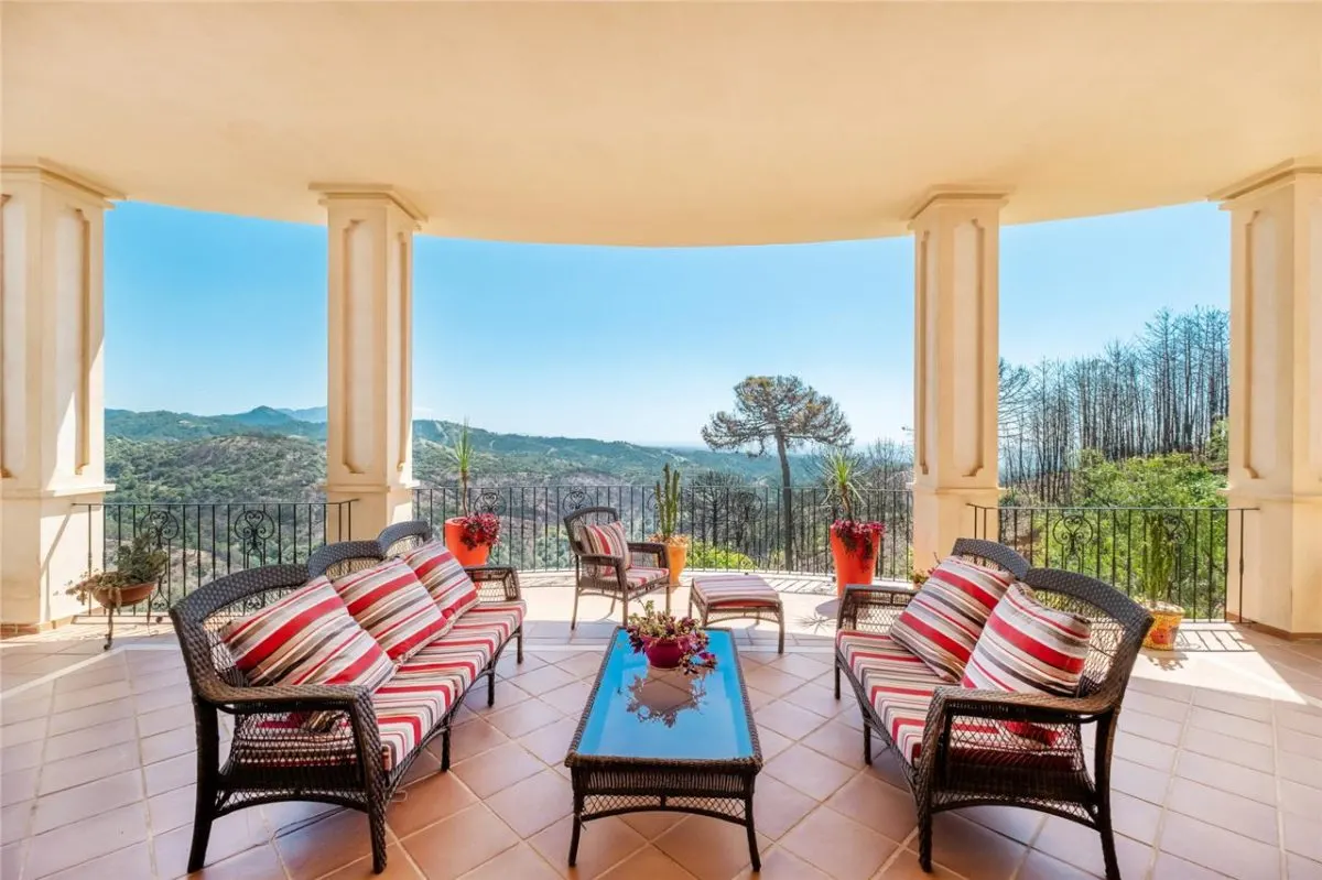 Executive Coastal Residence 35 — Golden Mile, Estepona view 3