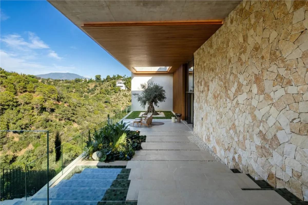 Villa Horizon 13 — La Zagaleta Private Estate, Benahavis view 2