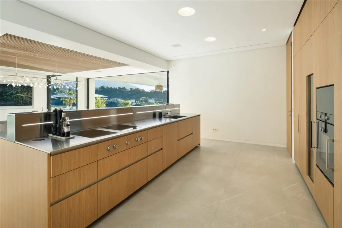 Villa Horizon 22 — La Quinta Private Estate, Benahavis view 9