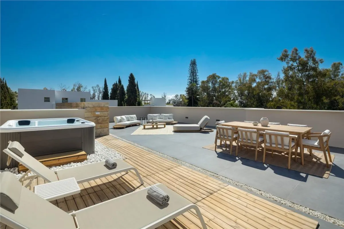 Villa Horizon 85 — Marbella East Private Estate, Marbella view 23
