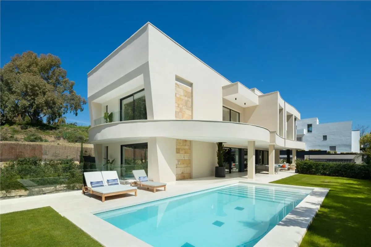 Villa Horizon 85 — Marbella East Private Estate, Marbella view 24