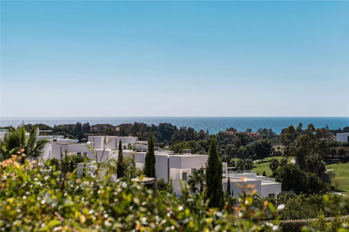 Executive Coastal Residence 46 — El Paraíso, Marbella view 25