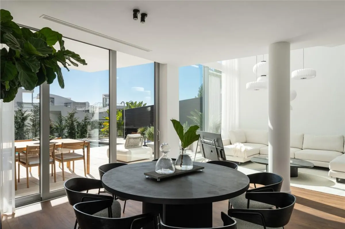 Contemporary Mediterranean Villa 139 — El Rosario, Marbella view 6