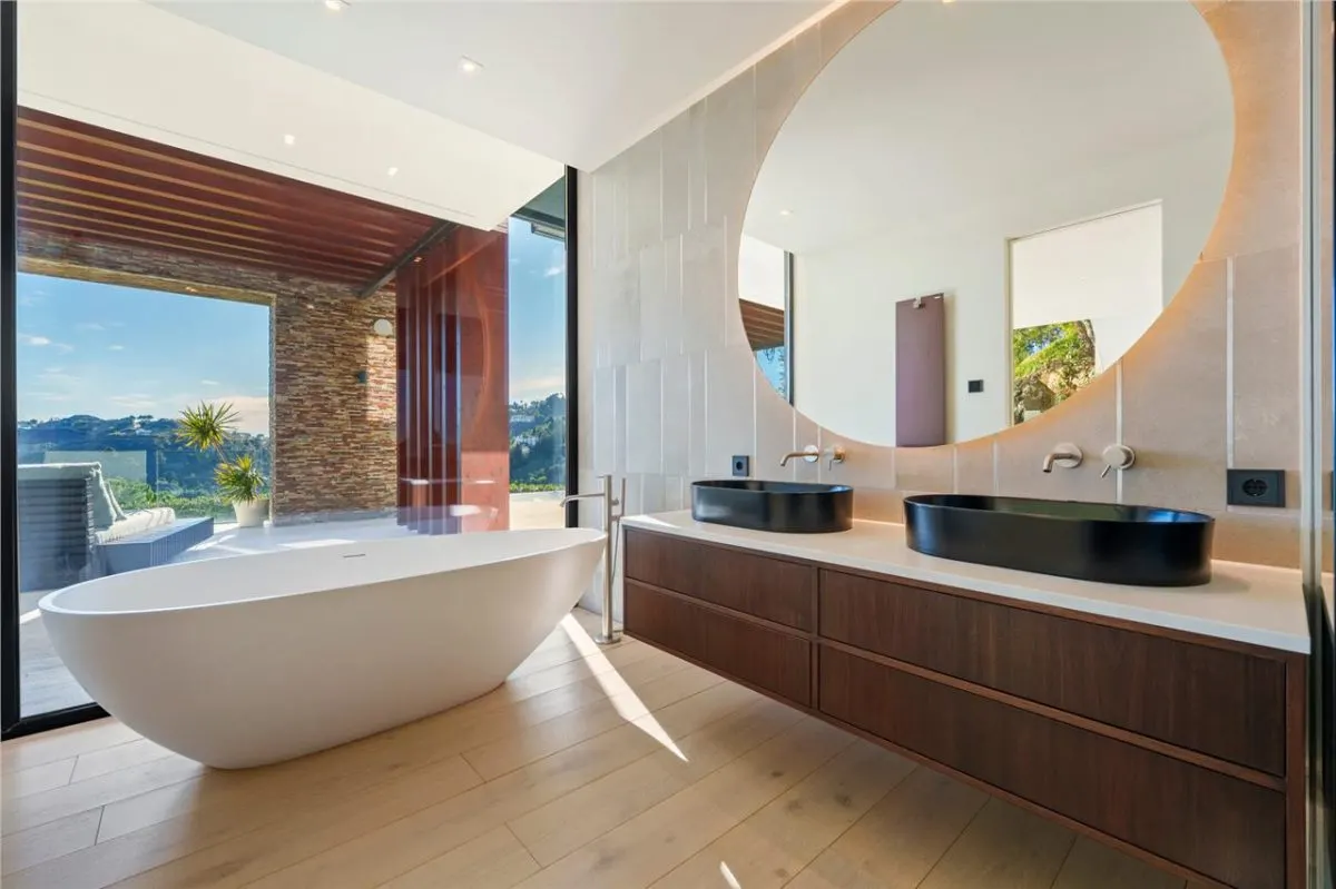 Villa Horizon 34 — La Quinta Private Estate, Benahavis view 24
