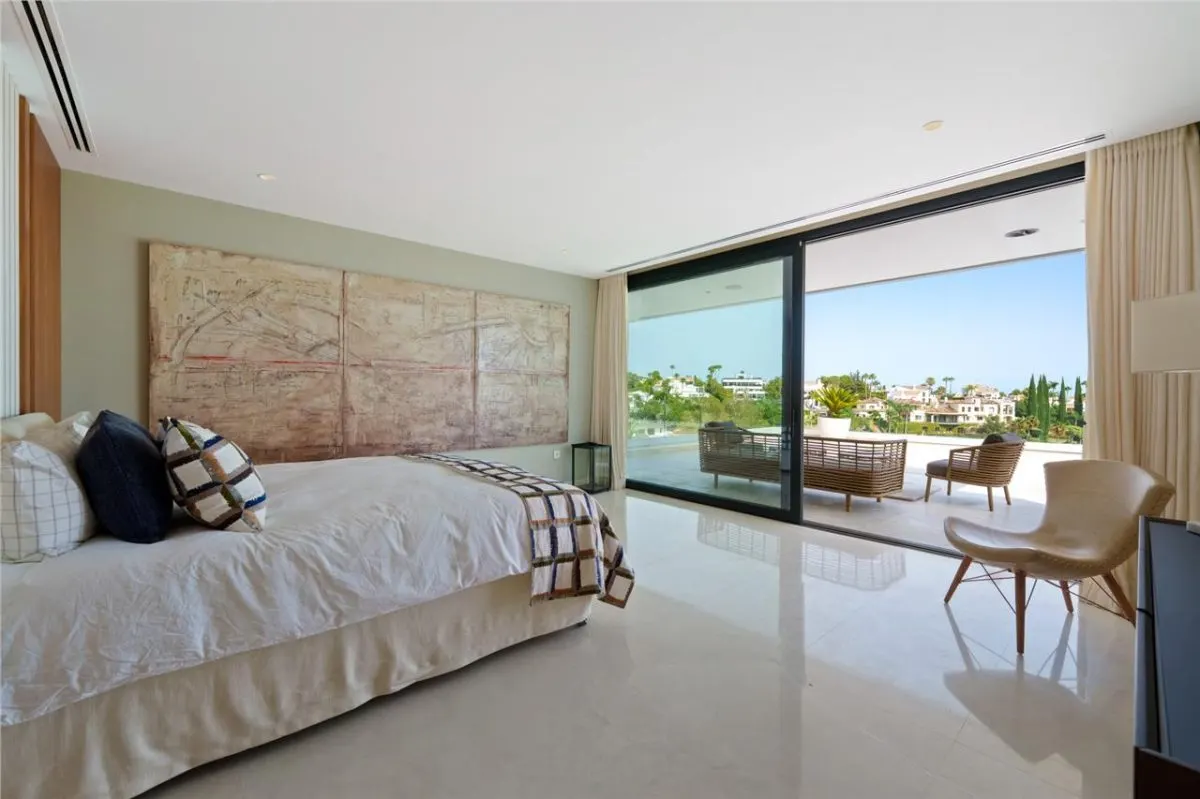 Villa Horizon 109 — Altos de Puente Romano Private Estate, Marbella view 15
