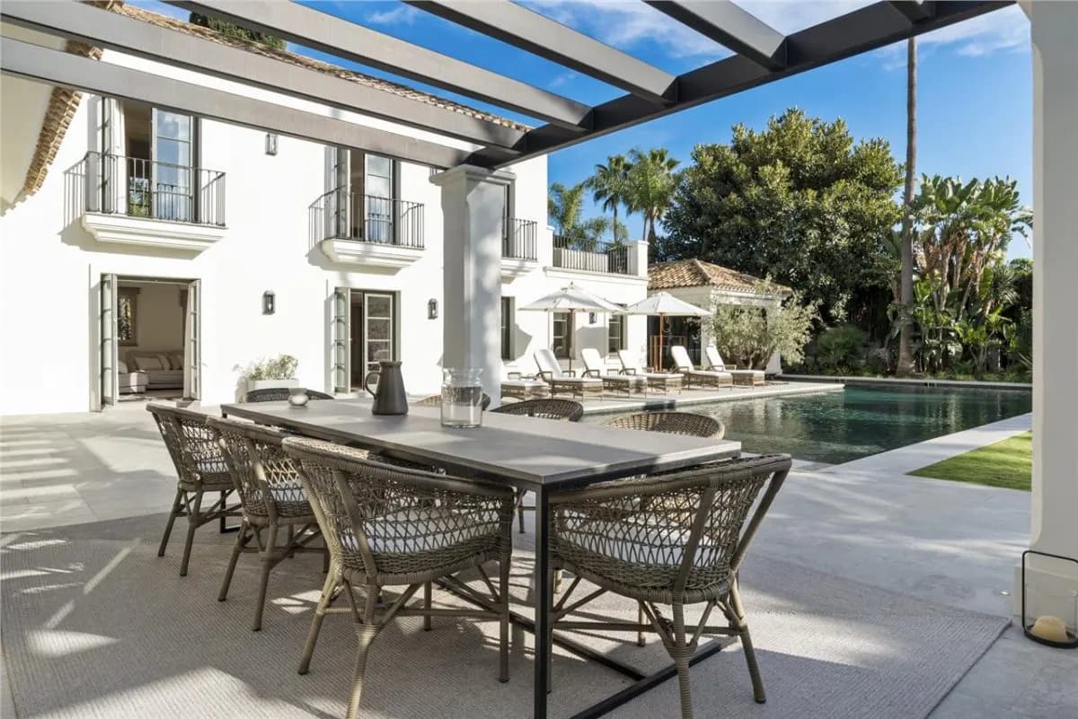 Villa Horizon 19 — Los Monteros Private Estate, Marbella view 7