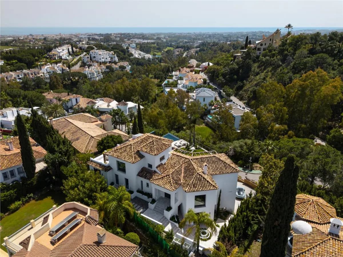 Villa Horizon 38 — El Madroñal Private Estate, Benahavis view 14