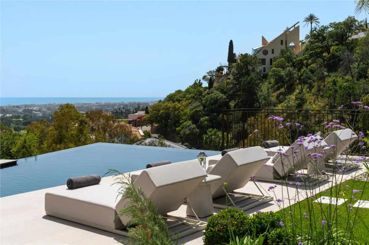 Villa Horizon 38 — El Madroñal Private Estate, Benahavis view 7