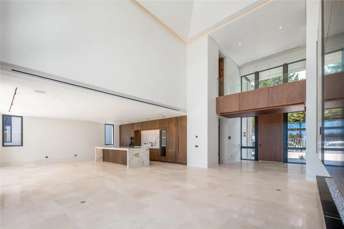 Villa Horizon 33 — Los Monteros Private Estate, Marbella view 18