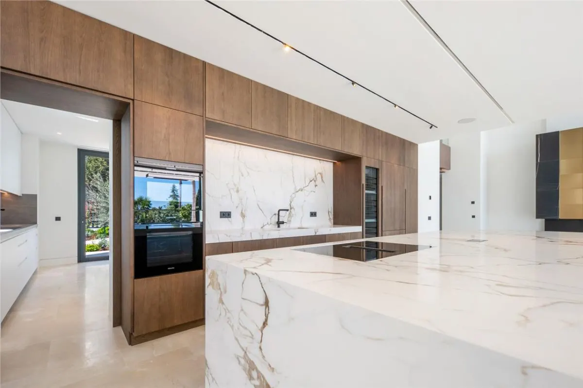 Villa Horizon 33 — Los Monteros Private Estate, Marbella view 20