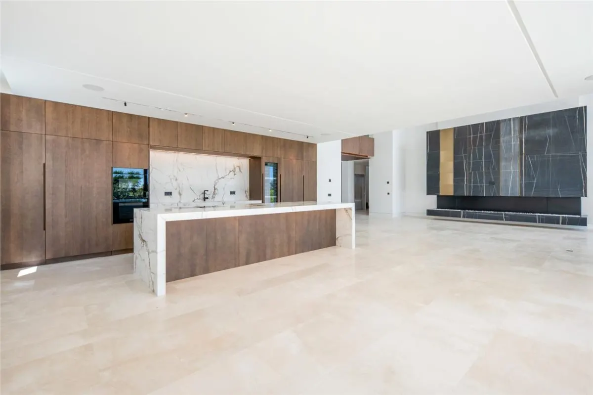 Villa Horizon 33 — Los Monteros Private Estate, Marbella view 21