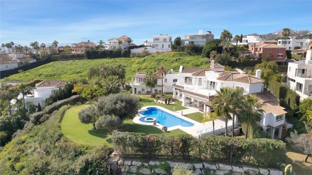 Private Belvedere Estate 72 — Marbella East, Marbella view 2