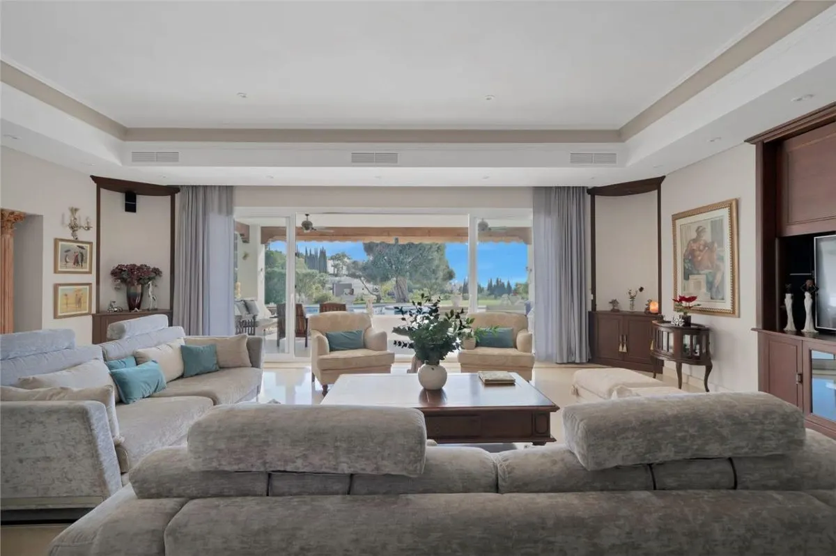 Private Belvedere Estate 72 — Marbella East, Marbella view 11