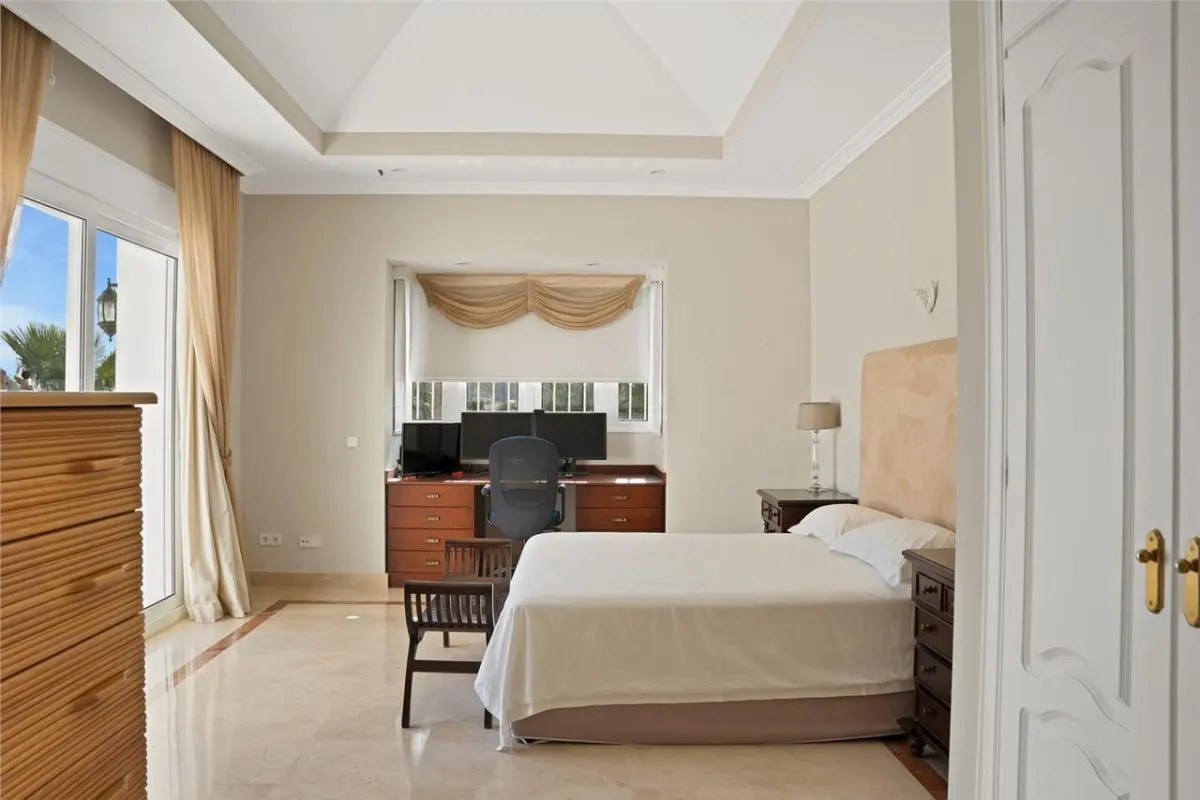 Private Belvedere Estate 72 — Marbella East, Marbella view 21