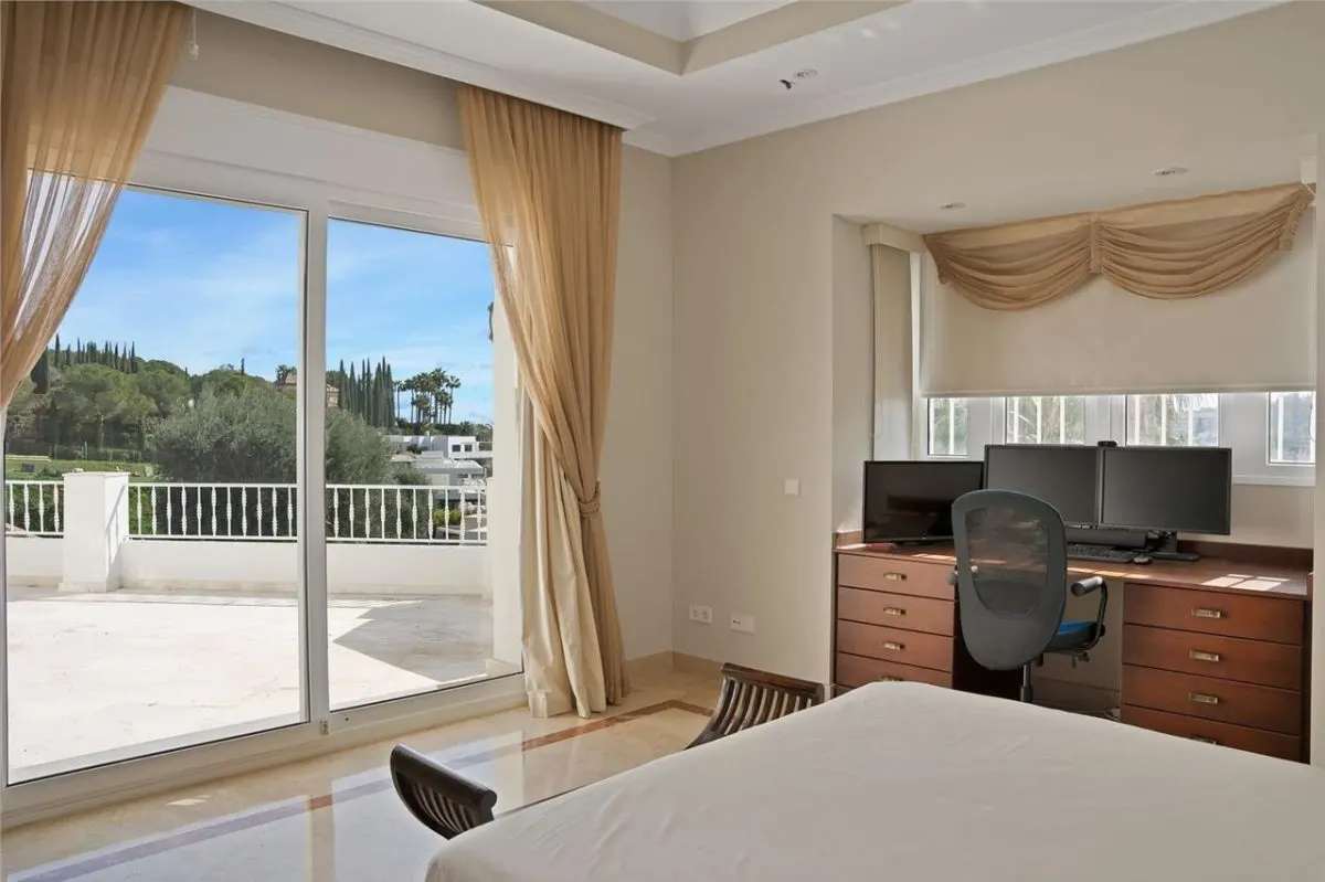 Private Belvedere Estate 72 — Marbella East, Marbella view 23