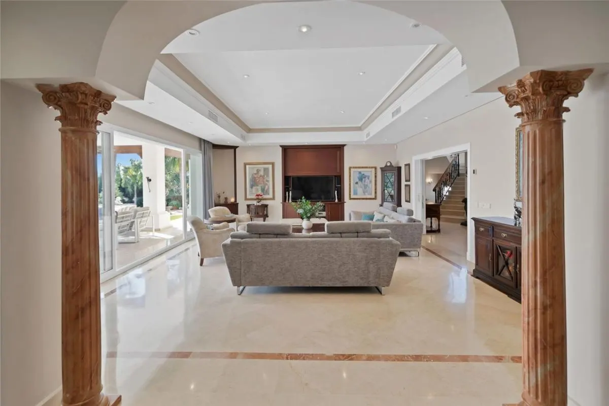 Private Belvedere Estate 72 — Marbella East, Marbella view 10