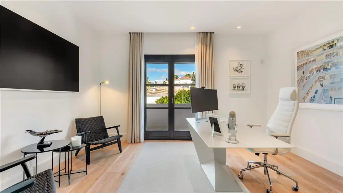 Villa Horizon 27 — Guadalmina Baja Private Estate, Marbella view 25
