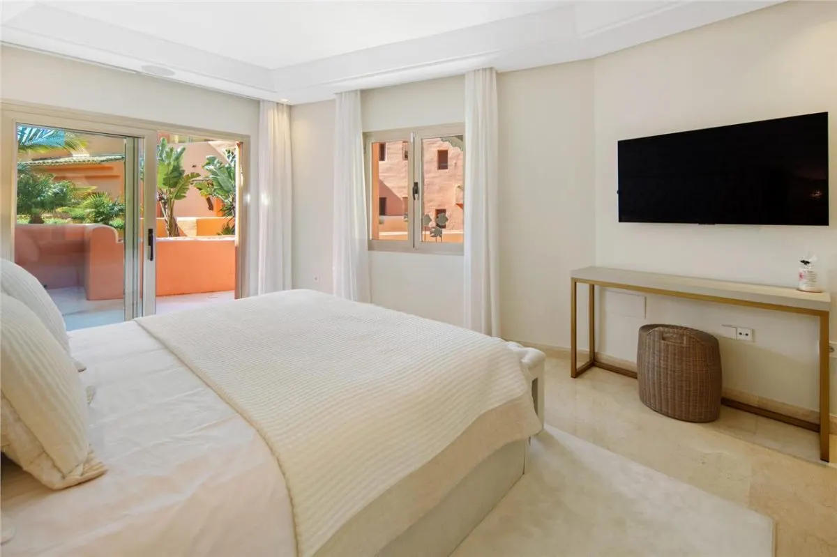 Panoramic Coastal Penthouse 127 — Sierra Blanca, Marbella view 19