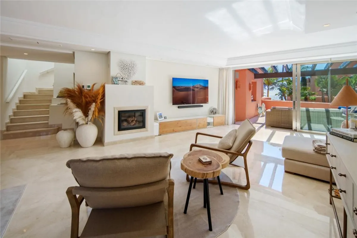 Panoramic Coastal Penthouse 127 — Sierra Blanca, Marbella view 10