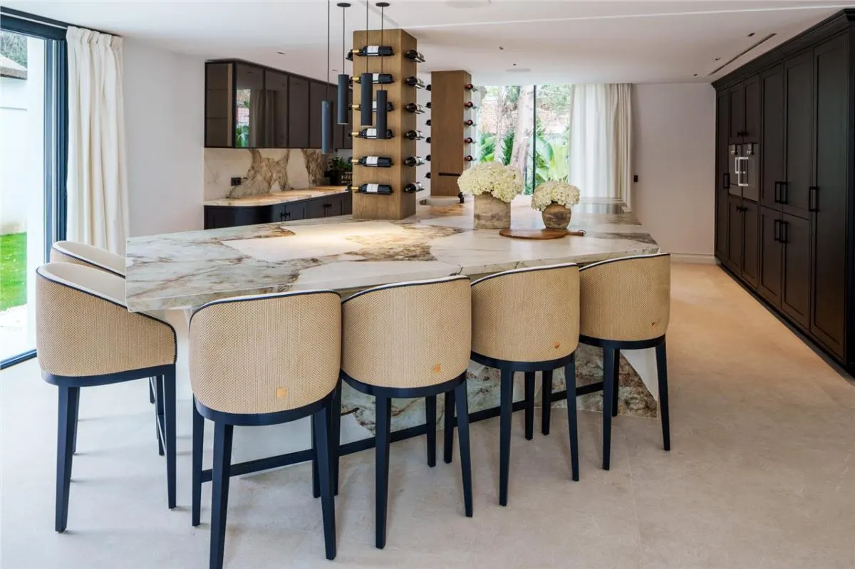 Contemporary Mediterranean Villa 51 — Cascada de Camoján, Marbella view 9