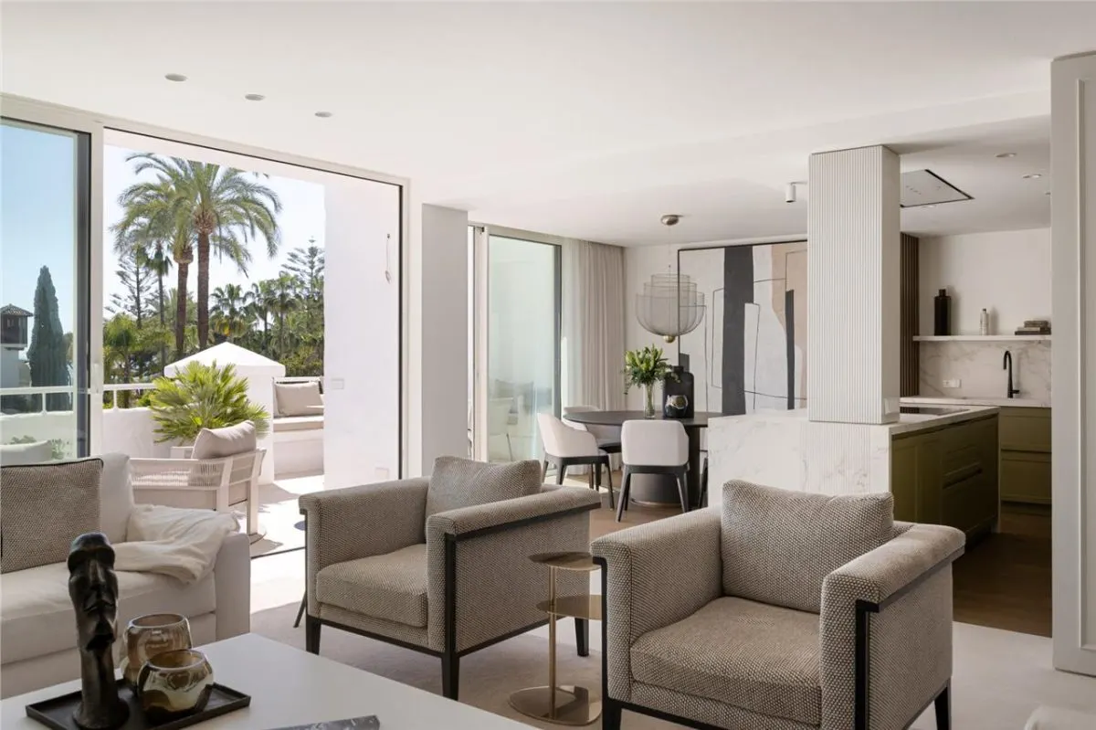 Panoramic Coastal Penthouse 152 — El Rosario, Marbella — Photograph 1