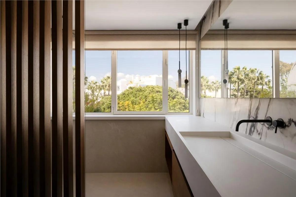 Panoramic Coastal Penthouse 152 — El Rosario, Marbella view 12