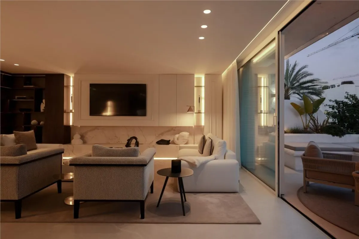 Panoramic Coastal Penthouse 152 — El Rosario, Marbella view 19